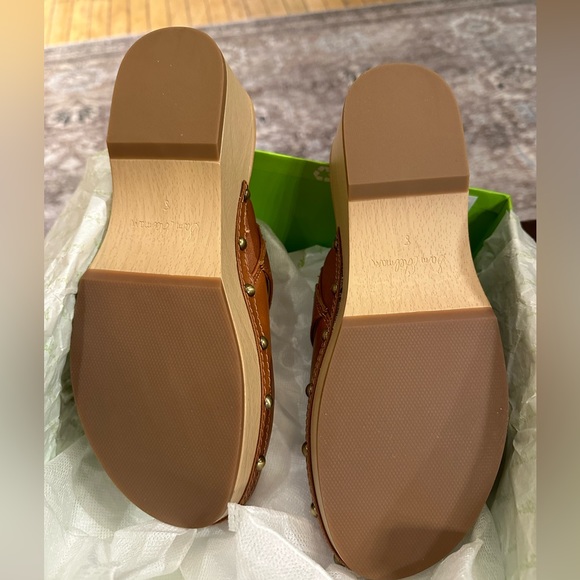 Sam Edelman Kaye Clog in Cuoio Brown. - Picture 6 of 9